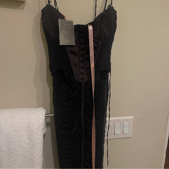 House of CB Maya Dress - Picture 14 of 16